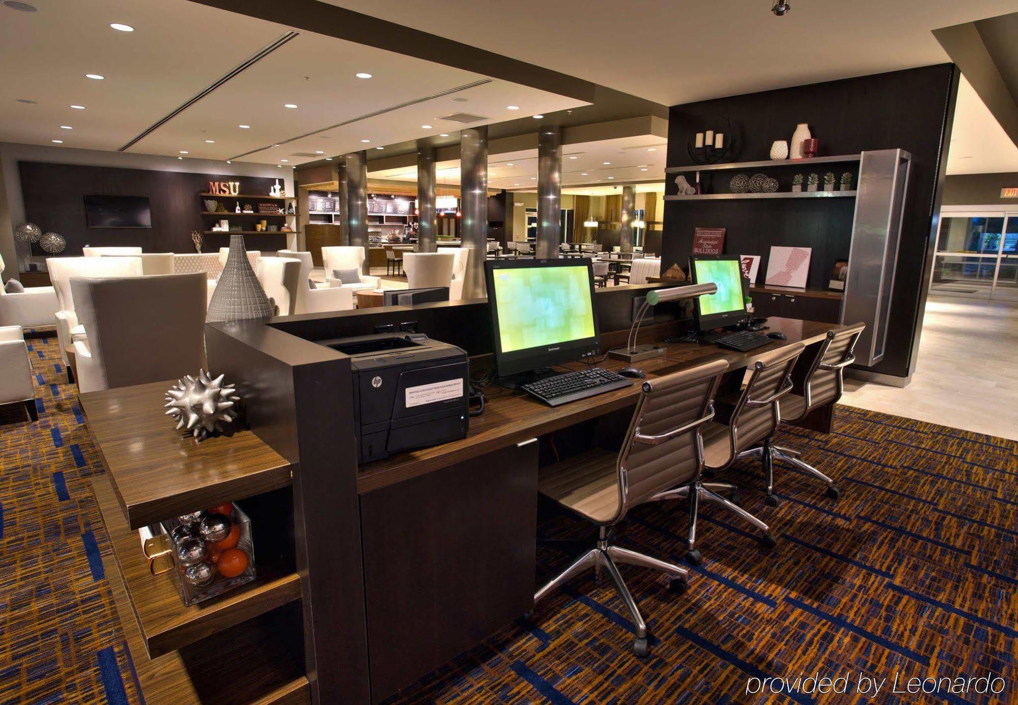 คอร์ตยาร์ด สตาร์ควิลล์ เอ็มเอสยู แอท เดอะ มิลล์ คอนเฟอเรนซ์ เซ็นเตอร์ Hotel ภายนอก รูปภาพ
